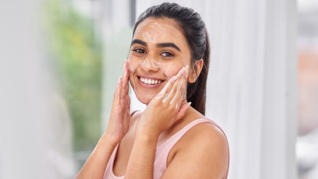Cover image of “Best face washes for acne-prone skin in 2024: 8 top picks for you!”